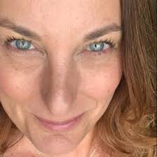 Leann Valentine's Instagram, Twitter & Facebook