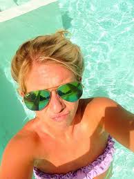 Vicky Brady (@vic_brady)