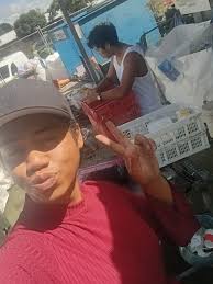 Who to notify that the VFW flag dropoff container in Kewaunee is full?