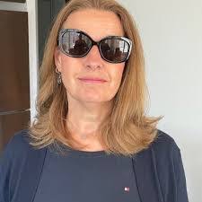 Sheri Squires's Instagram, Twitter & Facebook