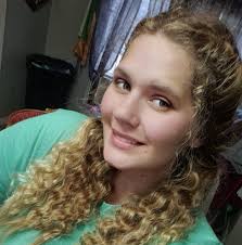 Any red-tailed golden breeders close to Tennessee? Finn needs an office  buddy.