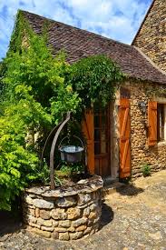 Images Gratuites Village France Chalet Arriere Cour Jardin Porte Cour Volets Biens Dordogne Cour Maison En Pierre Village Medieval Maison Medieva Vacances En Dordogne Maison En Pierre Dordogne