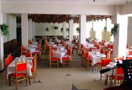 Hotel bradul *** este situat în stațiunea vatra dornei, lângă parc și foarte aproape de pârtia de schi și face parte din complexul hotelier bradul calimani. Hotel Intus Vatra Dornei Sind Romania