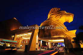 مجمع صنواي بيراميد التجاري Sunway Pyramid Shopping Mall