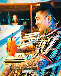 Chứng kiến những gì nguyễn hoàng đức thể hiện trong trận tuyển việt nam quật ngã tuyển malaysia mở toang cơ hội lọt vào vòng loại thứ 3 world cup 2022, không thể nói khác khi anh không chỉ lấp khoảng trống mà quang hải để lại tài tình mà còn chơi xuất sắc nhất trận. Hoang Ä'á»©c Nhan Posts Facebook