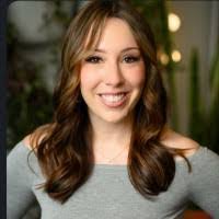 Lucila Pena's Instagram, Twitter & Facebook