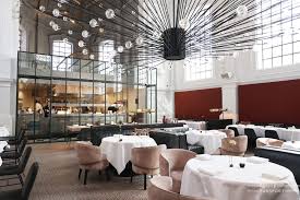 Het voltallige personeel zal schoenen dragen van het de amerikaanse nieuwszender cnn zet restaurant the jane van de nederlandse kok sergio herman in een lijstje van 17 mooiste restaurants ter wereld. Petite Passport The Jane Antwerp Petite Passport