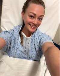 Happy Birthday to a BRUINS Fan today ! 😝🏒 And no, it's not my Dad's Darrell  Bennett birthday ! There's more of us Bruins fans out there 🤣🏒😁 French  Vanilla Cake with