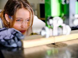 Portræt: Katrine er på jobrotation i virkeligheden