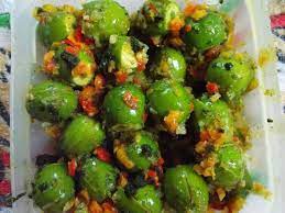 Plum Chow Thx Gayelle Tv For The Pic Trini Food Caribbean Recipes Caribbean Cuisine