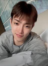 Imagine cuddling up to him after a long day ♥︎