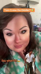 Tom Cruise ~ The 🐠 Diddler say what?!! #tomcruise #fish #blinditems #actor  #inhiscar #freshfish #fishlover #breakingnews #media #tiktok 🚨