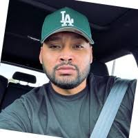 1200+ "Knaus" profiles