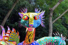 Pedro linares lópez nació un 29 de junio de 1906 en ciudad de méxico. La Familia Linares El Paseo Onirico De Los Alebrijes La Zona Sucia