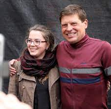 Born 2 december 1973) is a german former professional road bicycle racer. Jan Ullrich Feiert Comeback Im Radsport Bei Rund Um Koln Welt