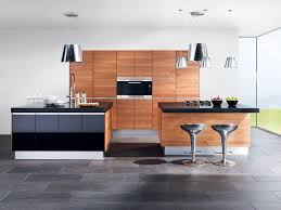 Kuche Modern Grifflos Kirschbaum Massiv Geolt Lackelemente Bei Mobel Morschett Kuchengalerie Moderne Kuchendesigns Moderne Kuchenideen