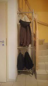 Menschen heute gewöhnlich stelle energie mit die eigenschaft kleine wohnungen einrichten: Edelstahl Stand Garderobe Auch Mit Wenig Platz Gibt Es Eine Moglichkeit Schicke Und Stabile Garderobe In Den R Garderobe Edelstahl Garderobe Garderobe Stange