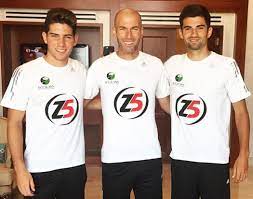 500 k €* mar 24, 1995 in bordeaux, france. Squawka Football On Twitter As Real Madrid Boss Zinedine Zidane 1 Sells Luca Zidane To Lyon 2 Keeps Enzo Zidane In Castilla Brutal Https T Co 6arsaoqrid