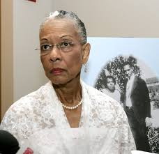 Civil rights activist Moore dies at 85