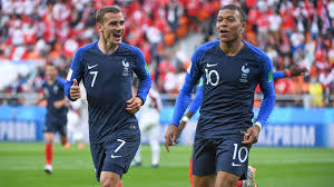 Turn on notifications to never miss an upload! 1 0 Gegen Peru Mbappe Schiesst Frankreich Ins Achtelfinale Dfb Deutscher Fussball Bund E V