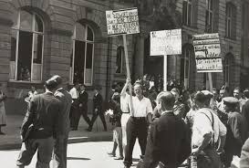 By the time the song officially became the country's anthem in 1931, it had been one of Frankfurt Am Main 1 Mai 1931 Digitale Sammlung