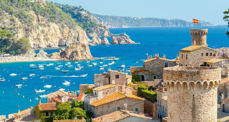Best time to go to Spain | The Natural Adventure