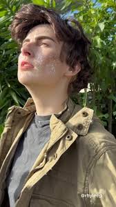 Transforming Into Spock Cosplay Tutorial