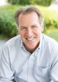 Darren Dillon's Instagram, Twitter & Facebook