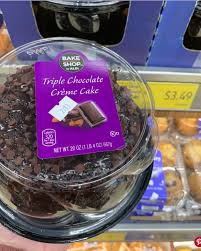 Bake Shop Triple Chocolate Creme Cake 3 49 Aldi S Chocolate Creme Triple Chocolate Triple Chocolate Cake