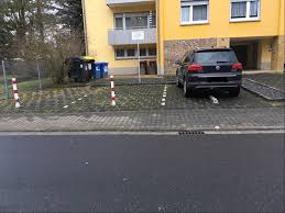 Unser eingang ist im hof auf der rückseite des getränkeladens. Parkplatz Archive Baugesellschaft Hanau Gmbh
