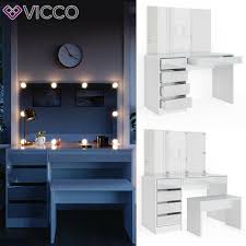 Wandmontierter schminktisch collect von wis design für schönbuch. Kupit Schminktisch Sherry Weiss Mit Led Beleuchtung Spiegel Sitzbank Frisiertisch Na Aukcion De Iz Germanii S Dostavkoj V Rossiyu Ukrainu Kazahstan