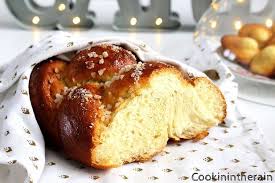 Pas A Pas D Une Brioche Tressee A 4 Brins Beignets Moelleux Brioche Maison Facile Brioche Tressee