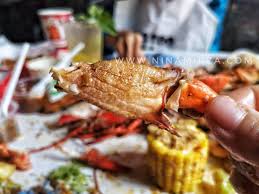 Shell out started with their kota damansara outlet in mid 2013 and late last year, another outlet in setia alam was opened. Makan Mana Buka Puasa Shell Out Sedap Syiok