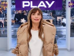 Agnieszka urszula dygant (born 27 march 1973) is a polish actress. Agnieszka Dygant W Bozonarodzeniowych Reklamach Play Wideo