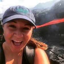 ✨Member Spotlight ✨ Say aloha to Amy Kitchener (@amykit44 ). 👋 She is a  first-year graduate student in the Earth and Planetary Science Department  🪐 and is simultaneously earning a certificate for