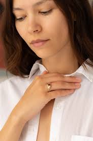 READY TO SHIP ENGAGEMENT RINGS