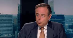 Последние твиты от bart de wever (@bart_dewever). Flemish People Are Not Racist Says Bart De Wever