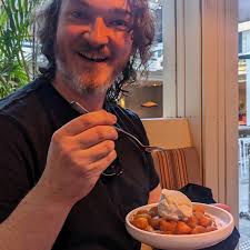 🍁June 🍁 1. Ive been trying to get out more, especially after being so  sick. Here's a lil park selfie. 2. My favourite walk along cooks river. 3.  I'm