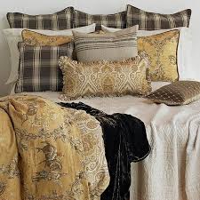 Toile de jouy is a classic bedding collection proudly made in canada. Traditions Linens Hayden Toile Bed Ensemble