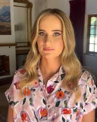 @sejanejamieson, thank you for having myself & @makeupbymarilize there to  beautify you all. BRIDE @sejanejamieson HAIR&MAKEUP @idawebster VENUE  @elandsklooffarm , PHOTOS @rebeccaannphoto , VIDEO ...