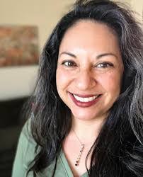 Veronica Thayer's Instagram, Twitter & Facebook