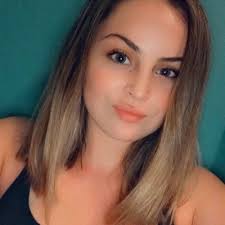 Miranda Peterson (@mandabear98)