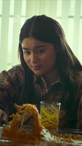 Karrie Freeman's Instagram, Twitter & Facebook