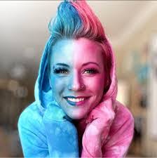 Marisa Hinkle's Instagram, Twitter & Facebook