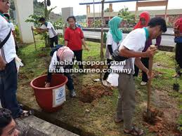 Baja organik adalah baja yang mengandungi satu atau lebih bahan organik di dalamnya. Smk Kemena Giat Berkempen Kebaikan Baja Kompos