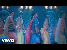 Tooh Video Kareena Kapoor Imran Khan Gori Tere Pyaar Mein Youtube Kareena Kapoor Imran Khan Kareena Kapoor Khan