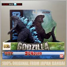 The sequel was directed by michael dougherty (trick 'r treat) and the cast includes millie bobby brown, kyle chandler, vera farmiga, o'shea jackson jr., with ken watanabe. Sbt Bandai Monster King Series Godzilla King Of The Monsters 9 5 Godzilla 2019 Jap Ver Shopee Malaysia