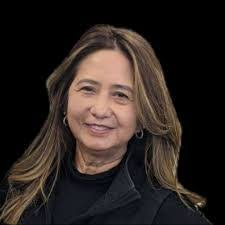 Theresa Coates's Instagram, Twitter & Facebook