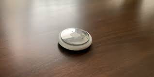 Airtags act like a key finder, helping find keys and other products. Z3a5eykgns Jdm