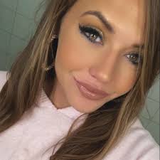 Finding friends in Istanbul?